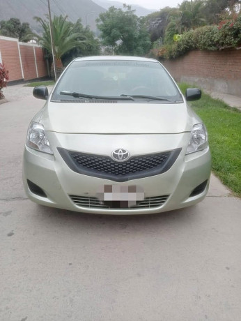 toyota-yaris-2007-big-0